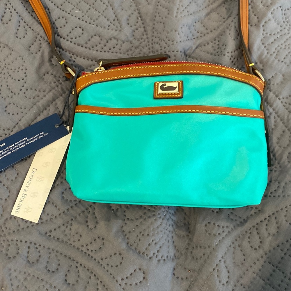 Dooney & Bourke cross body bag NWT